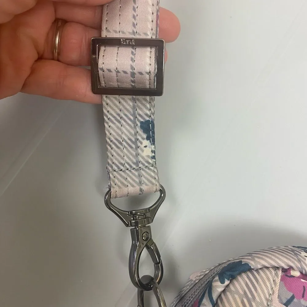 Women’s lug brand purse, adjustable Crossbody/shoulder bag